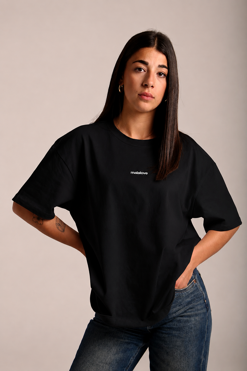 Callaíta Black T-Shirt
