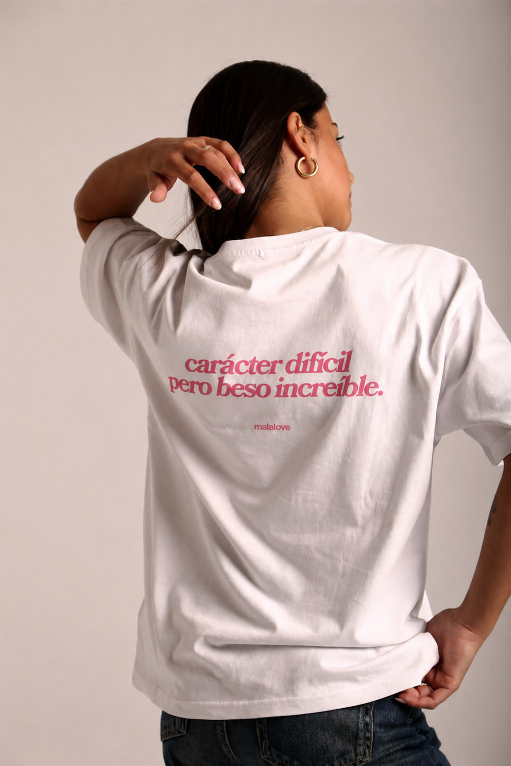 Carácter White T-Shirt